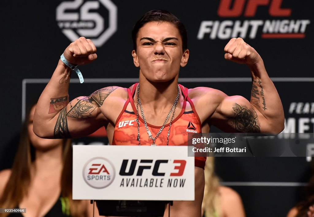 UFC Fight Night: Weigh-ins
