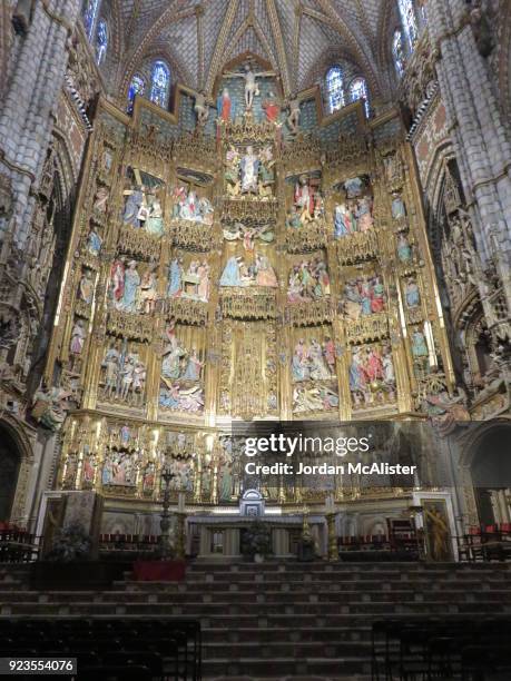 primate cathedral of saint mary of toledo altar (toledo, spain) - toledo cathedral stock pictures, royalty-free photos & images