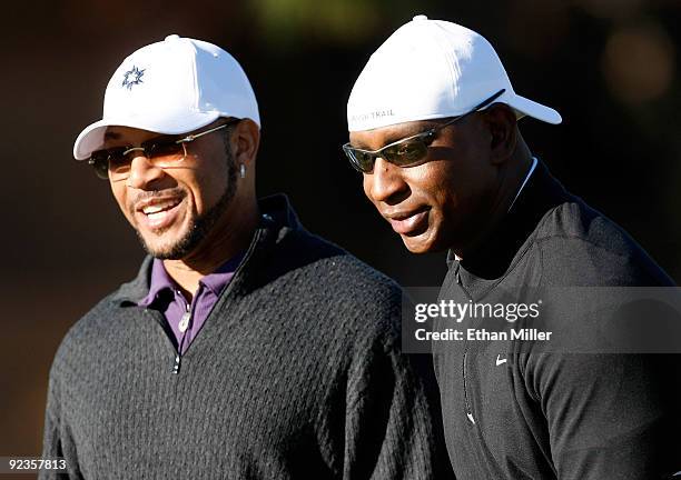 Major League Baseball player Gary Sheffield and former National Football League player Eric Dickerson appear during the 2009 Maddux Harmon Celebrity...