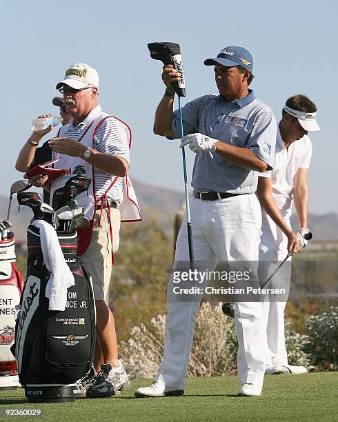 Tom Pernice, Jr. Takes his clubs out of his bag during the second round of the Frys.com Open at Grayhawk Golf Club on October 23, 2009 in Scottsdale,...