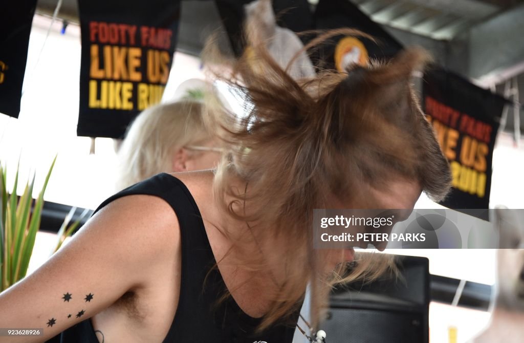 AUSTRALIA-LIFESTYLE-HAIRSTYLE-MULLET