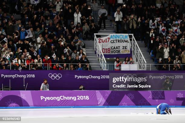 Bo-Reum Kim of Korea reacts after winning the silver medal during the Ladies' Speed Skating Mass Start Final on day 15 of the PyeongChang 2018 Winter...