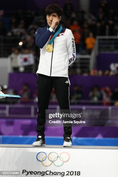 Gold medalist Seung-Hoon Lee of Korea reacts during the medal ceremony after the Men's Speed Skating Mass Start Final on day 15 of the PyeongChang...