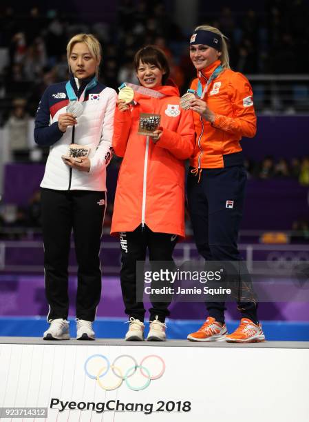 Silver medalist Bo-Reum Kim of Korea, gold medalist Nana Takagi of Japan and bronze medalist Irene Schouten of Netherlands stand on the podium during...