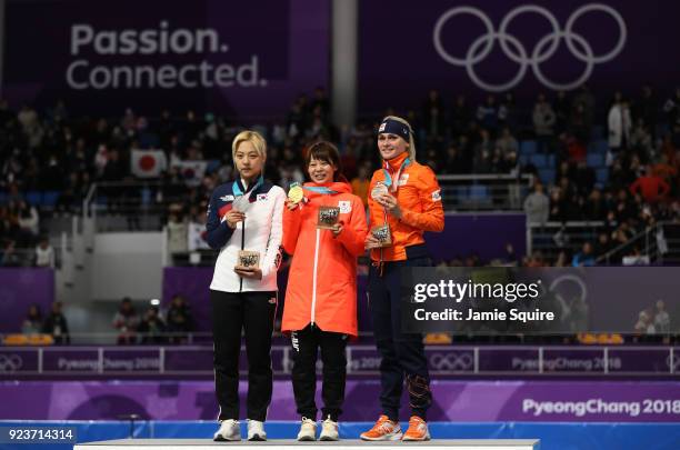 Silver medalist Bo-Reum Kim of Korea, gold medalist Nana Takagi of Japan and bronze medalist Irene Schouten of Netherlands stand on the podium during...