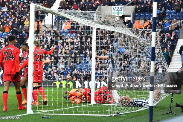 West Bromwich Albion's Craig Dawson sees his header saved during the Premier League match at The Hawthorns, West Bromwich.