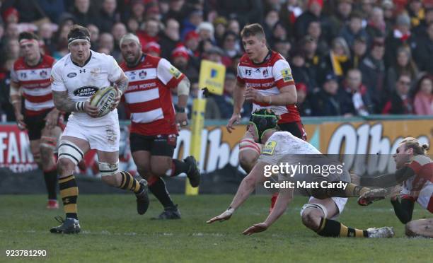 James Gaskell of Wasps passes to Guy Thompson of Wasps during the Aviva Premiership match between Gloucester Rugby and Wasps at Kingsholm Stadium on...