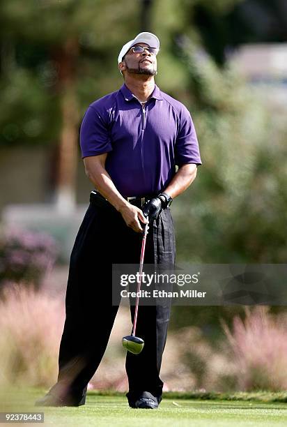 Major League Baseball player Gary Sheffield watches his tee shot during the 2009 Maddux Harmon Celebrity Invitational at the Spanish Trail Golf and...