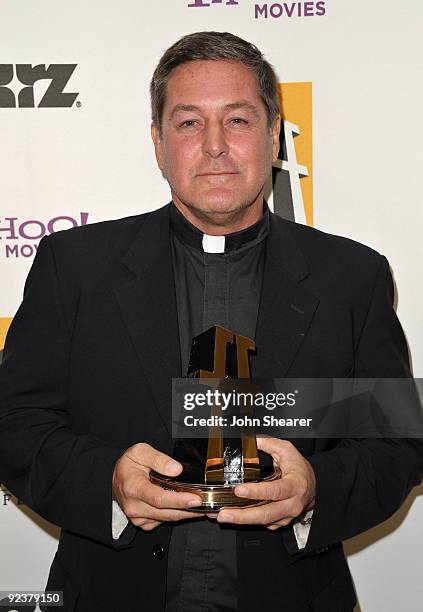 Father Rick Lesser 41 Father Rick Frechette Photos & High Res Pictures - Getty Images