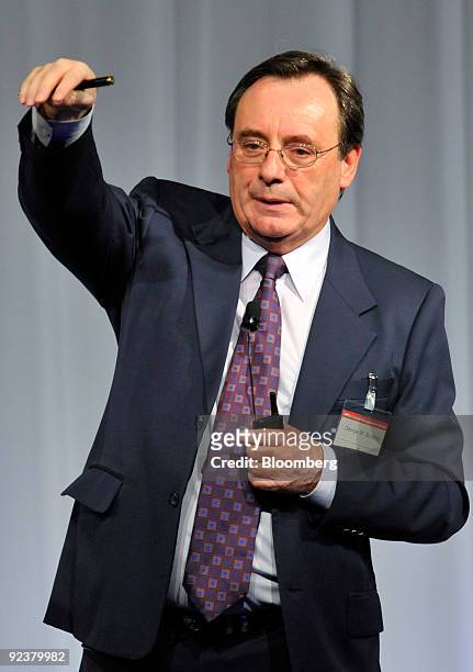 George Buckley, chairman, president and chief executive officer of 3M Co., speaks at the 11th Nikkei Global Management Forum 2009 in Tokyo, Japan, on...