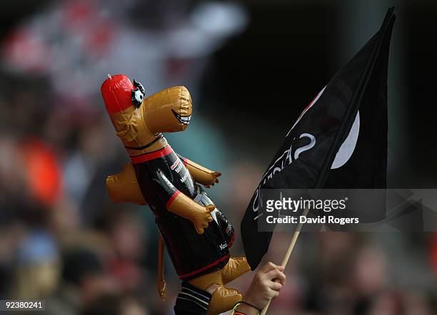 The crowd show their support for Saracens during the Guinness Premiership match between Saracens and Leeds Carnegie at Vicarage Road on October 25,...