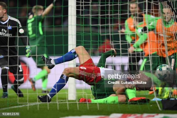 Ishak Belfodil of Bremen scores a goal to make it 1:0 during the Bundesliga match between SV Werder Bremen and Hamburger SV at Weserstadion on...