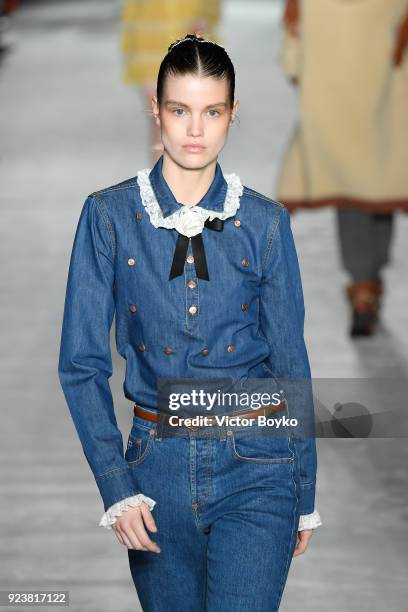 Luna Bijl walks the runway at the Philosophy Di Lorenzo Serafini show during Milan Fashion Week Fall/Winter 2018/19 on February 24, 2018 in Milan,...