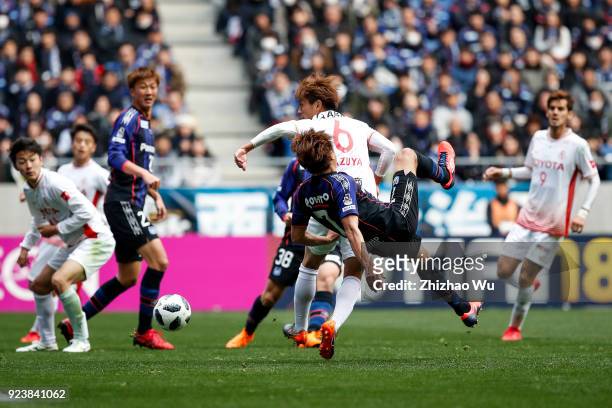 Endo Yasuhito of Gamba Osaka shots the ball during the J.League J1 match between Gamba Osaka and Nagoya Grampus at Suita City Football Stadium on...