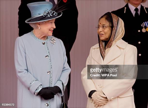 The President of the Republic of India Pratibha Patil is greeted by Britain's Queen Elizabeth II,as she arrives in Windsor at the beginning of a...