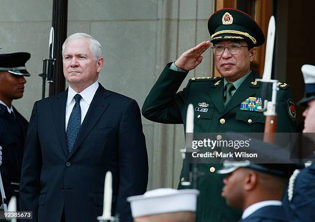 Secretary of Defense Robert M. Gates and the People's Republic of China Central Military Commission Vice Chairman Gen. Xu Caihou participate in a...