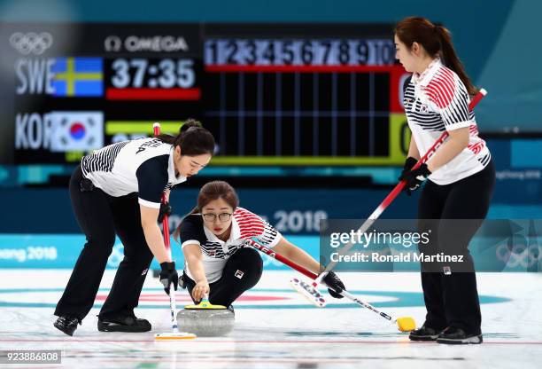 SeonYeong Kim of Korea delivers a stone during the Women's Gold Medal Game between Sweden and Korea on day sixteen of the PyeongChang 2018 Winter...