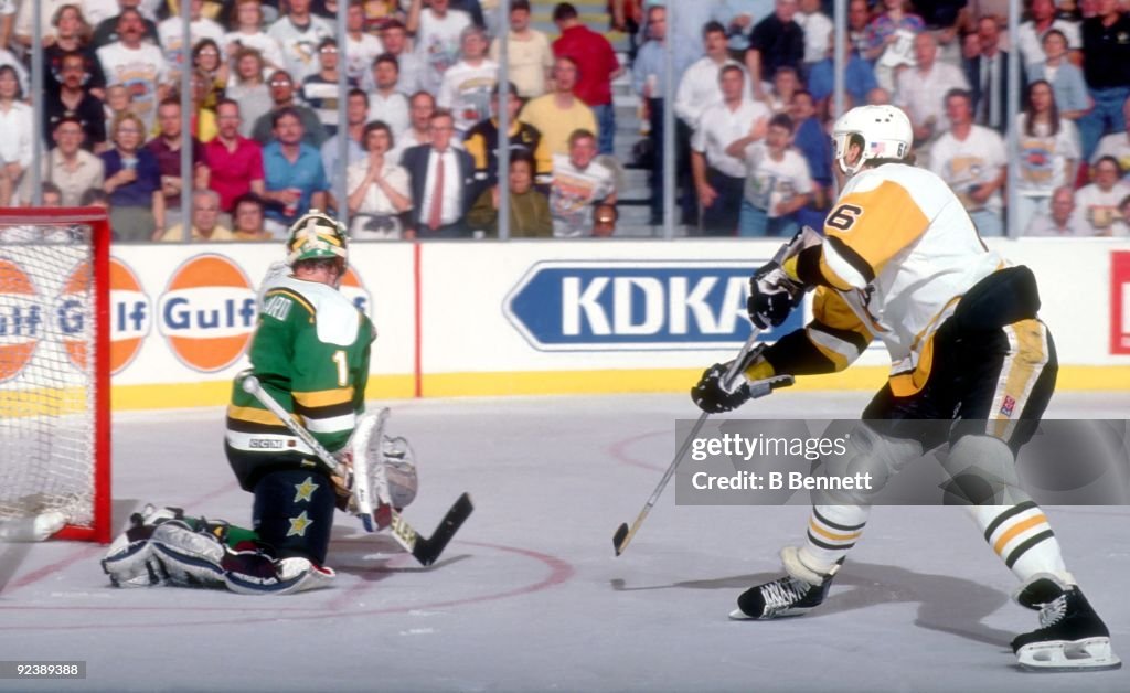 1991 Stanley Cup Finals Game 5 - Minnesota North Stars v Pittsburgh Penguins