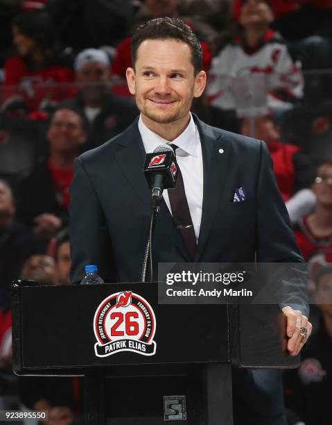 Former New Jersey Devils forward Patrik Elias addresses the fans during the ceremony to retire his jersey prior to the game between the the New York...