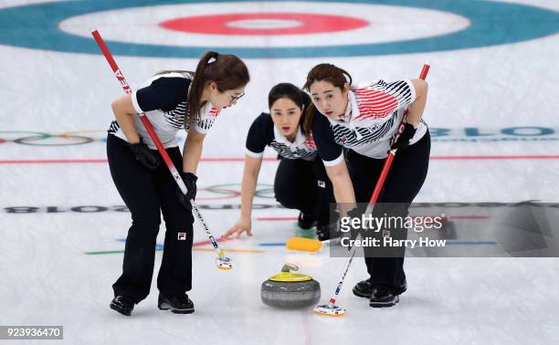 KyeongAe Kim of Korea delivers a stone during the Women's Gold Medal Game between Sweden and Korea on day sixteen of the PyeongChang 2018 Winter...