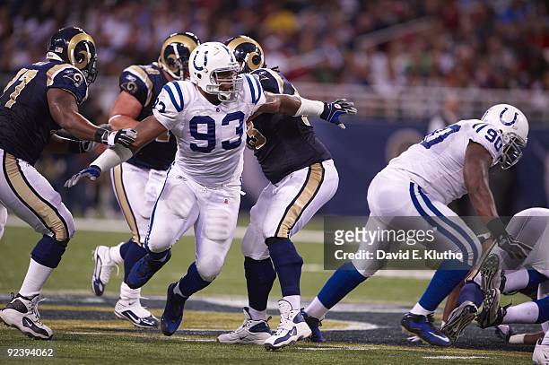 Indianapolis Colts Dwight Freeney in action vs St. Louis Rams. St. Louis, MO CREDIT: David E. Klutho
