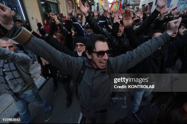 The protesters during the anti-fascist march in Palermo organized by the ANPI, the left forces and the social centers.