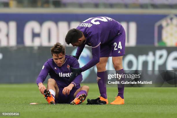 Federico Chiesa of ACF Fiorentina leaves the injured court during the serie A match between ACF Fiorentina and AC Chievo Verona at Stadio Artemio...