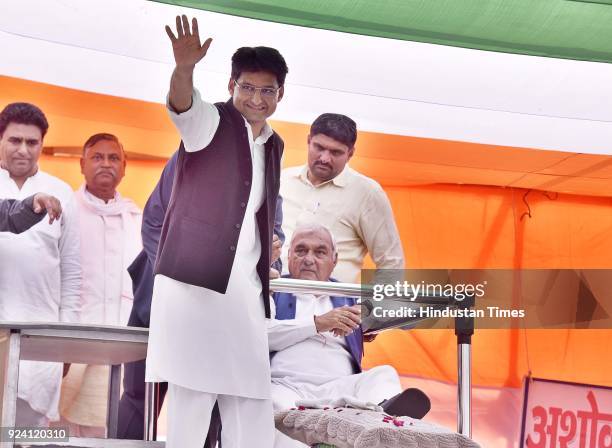 Former Chief Minister Bhupinder Singh Hooda with son Deepender Singh Hooda during the Jan-Kranti Rath Yatra Rally at Hodal Mandi, on February 25,...