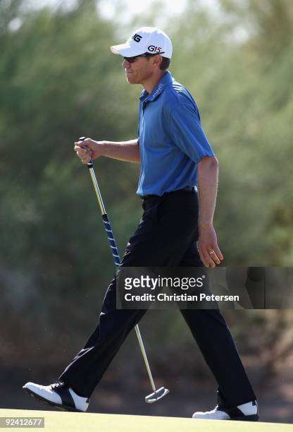 Nick O'Hern of Australia walks with his putter during the second round of the Frys.com Open at Grayhawk Golf Club on October 23, 2009 in Scottsdale,...