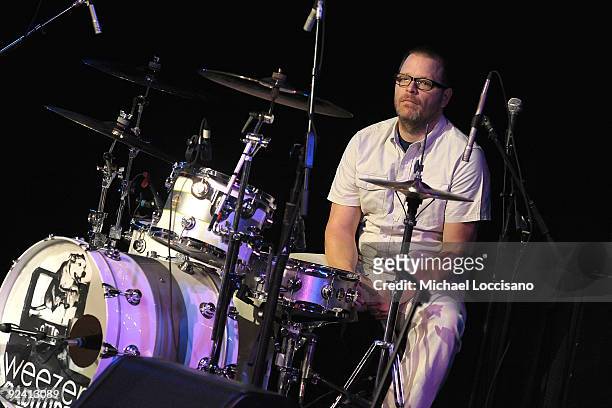 Drummer Patrick Wilson of Weezer performs on SIRIUS XM's "Artist Confidential" series at the SIRIUS XM Studio on October 27, 2009 in New York City.
