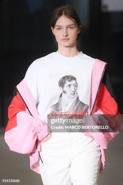 Model presents a creation by MSGM during the women's Fall/Winter 2018/2019 collection fashion show in Milan, on February 25, 2018. / AFP PHOTO /...