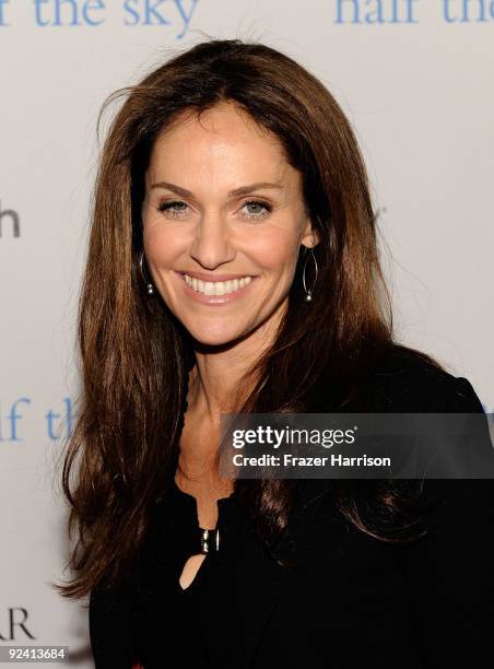 Actress Amy Brenneman arrives at the Hollywood Media Honors New York Times Columnist Nicholas Kristof, held at Moura Starr on Melrose, Pacific Design...