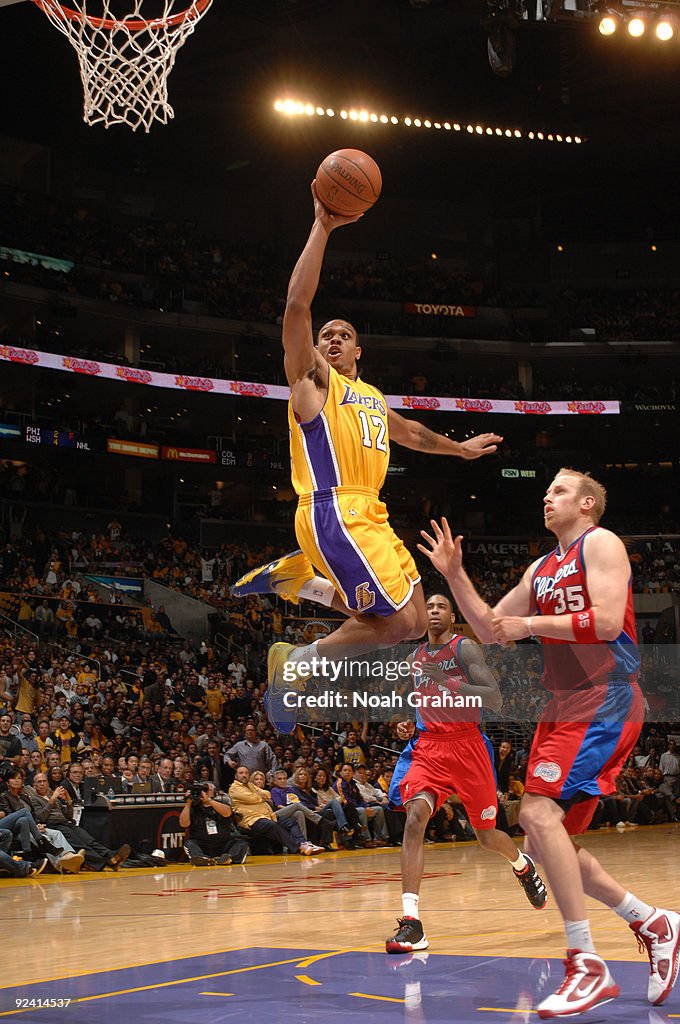 Los Angeles Clippers v Los Angeles Lakers