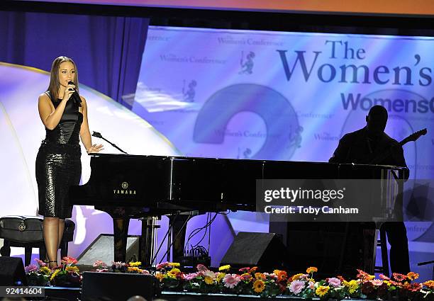 Alicia Keys performs at the 2009 Women's Conference held at Long Beach Convention Center on October 27, 2009 in Long Beach, California.