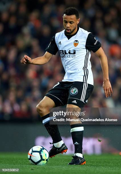 Francis Coquelin of Valencia in action during the La Liga match between Valencia CF and Real Sociedad at Mestalla Stadium on February 25, 2018 in...