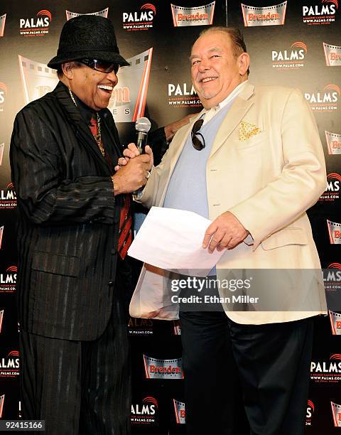 Johnny Leach Photos and Premium High Res Pictures Getty Images