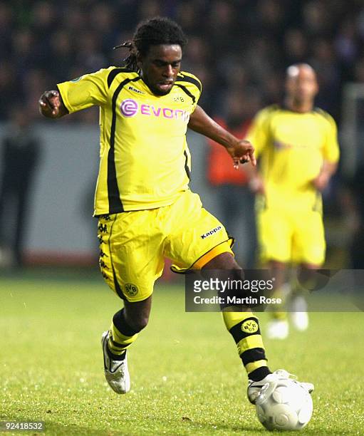 Tinga of Dortmund runs with the ball during the DFB Cup third round match between VfL Osnabrueck and Borussia Dortmund at Osnatel Arena on October...