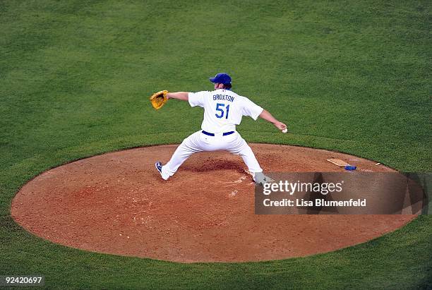 Jonathan Broxton of the Los Angeles Dodgers pitches against the Colorado Rockies at Dodger Stadium on October 2, 2009 in Los Angeles, California.
