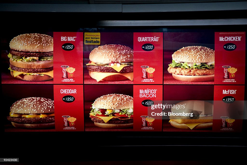 The ordering menu shows the prices for Big Mac and other sandwich