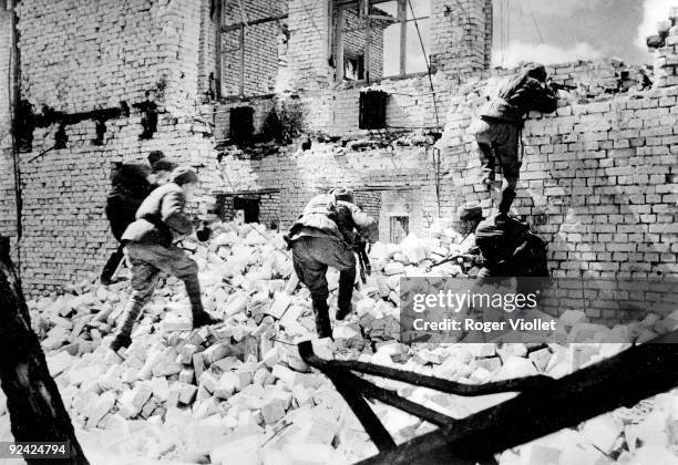 World War II. Russian soldiers at the battle of Stalingrad, September 1942