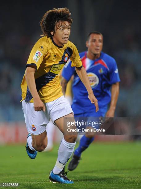 Shunsuke Nakamura of RCD Espanyol in action during the Copa del Rey first round, first leg match at Coliseum Alfonso Perez on October 28, 2009 in...