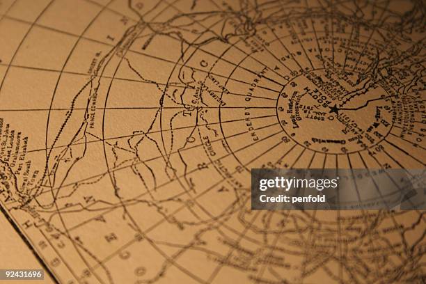 vintage south pole-karte - breitengrad stock-fotos und bilder