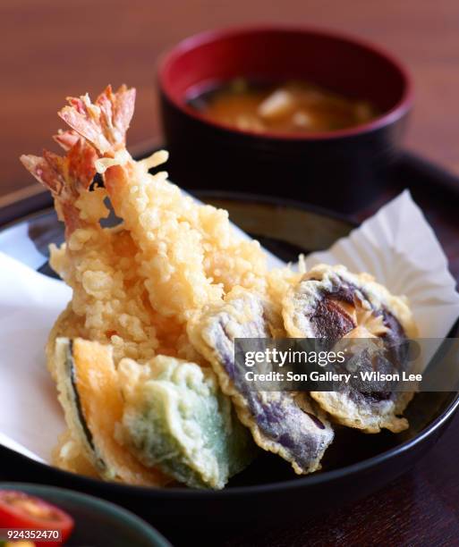 japanese tempura (deep-fried) - 天ぷら ストックフォトと画像