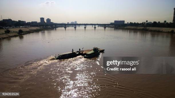 tigris river - tigris river stock-fotos und bilder