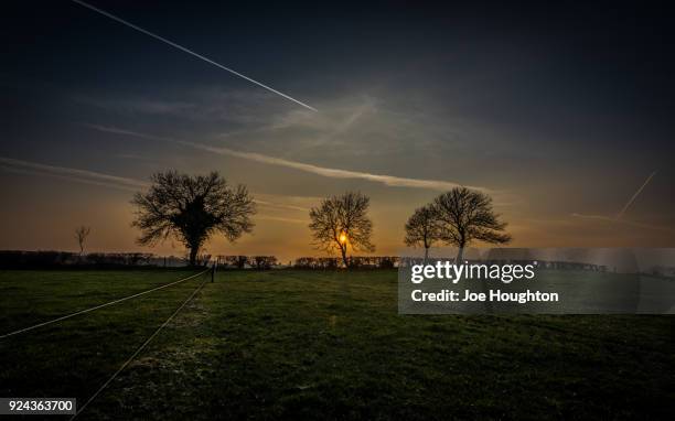 irish rural sunset - joe houghton stock-fotos und bilder