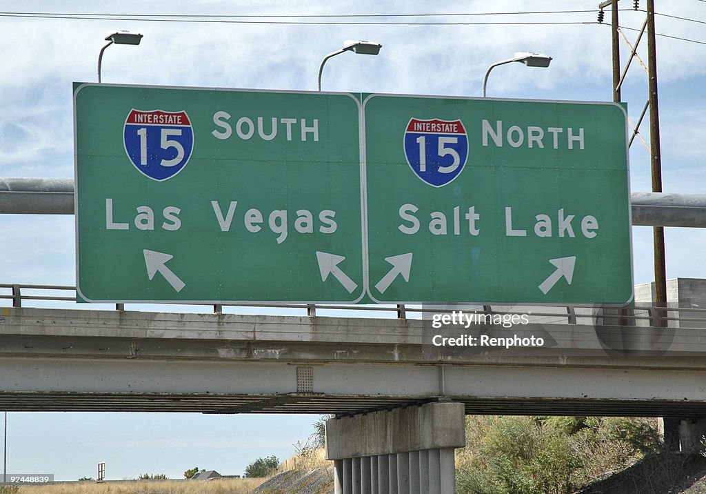 Freeway Sign High-Res Stock Photo - Getty Images
