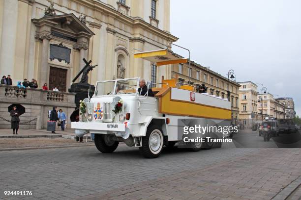 star 660 m2 - replica of popemobile truck - 6x6 stock pictures, royalty-free photos & images