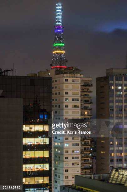 the tv tower gazeta (officially torre cásper líbero) is a tv tower installed on the building of the cásper l�íbero foundation - foundation a brazilian night stock pictures, royalty-free photos & images
