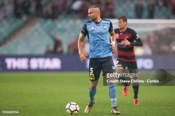 Jordy Buijs of Sydney FC dribbles the ball during the round 21 A-League match between Sydney FC and the Western Sydney Wanderers at Allianz Stadium...