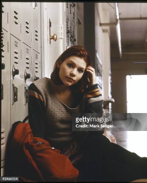 Gallery - 8/25/94 Claire Danes played Angela Chase, a 15-year-old who wanted to break out of the mold as a strait-laced teen-ager and straight-A...